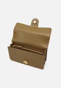 Pinko LOVE ONE MINI VITELLO SETA - Torba čez telo - piantagione/antique gold-coloured