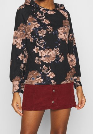 Bluza z kapturem