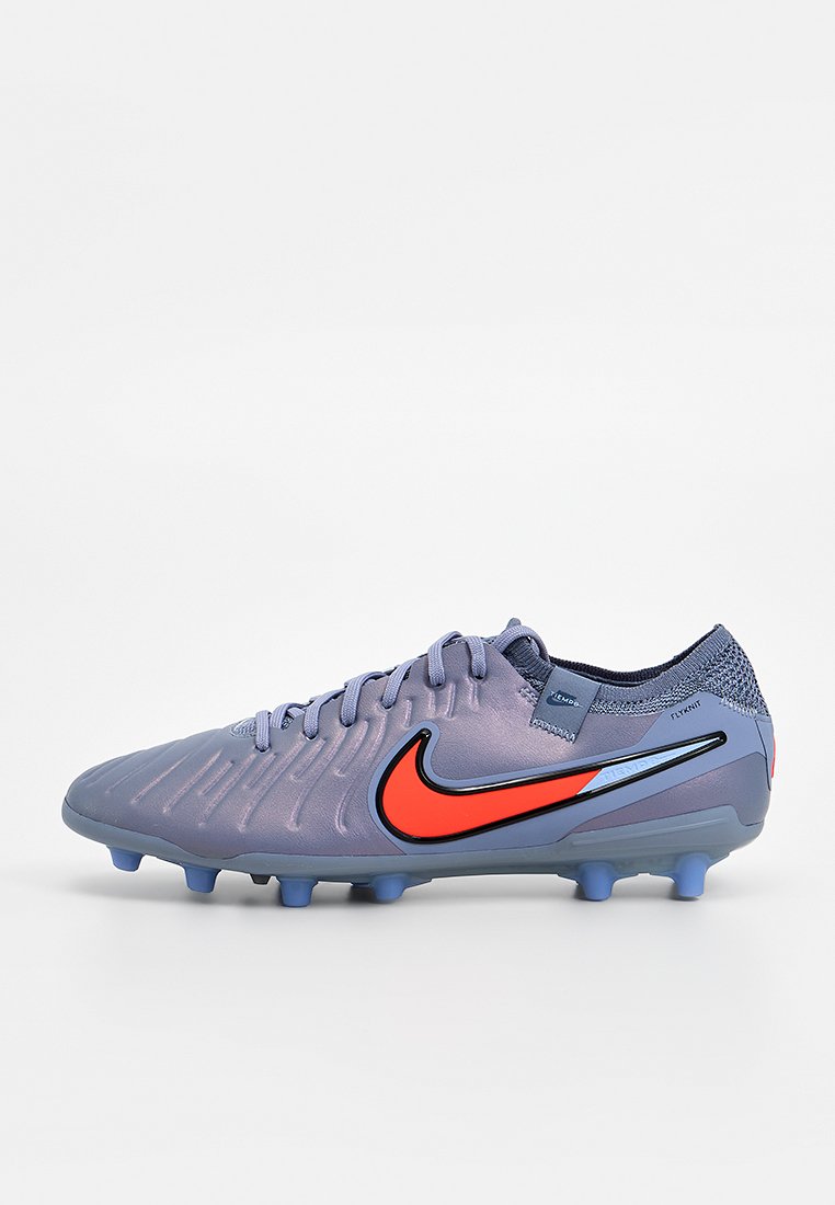 Zapatillas fútbol para césped artificial