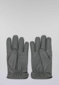 Szare skórzane rękawiczki z wydłużonymi palcami, marszczeniem przy nadgarstku, gładką teksturą i subtelnym przeszyciem wzdłuż szwów.