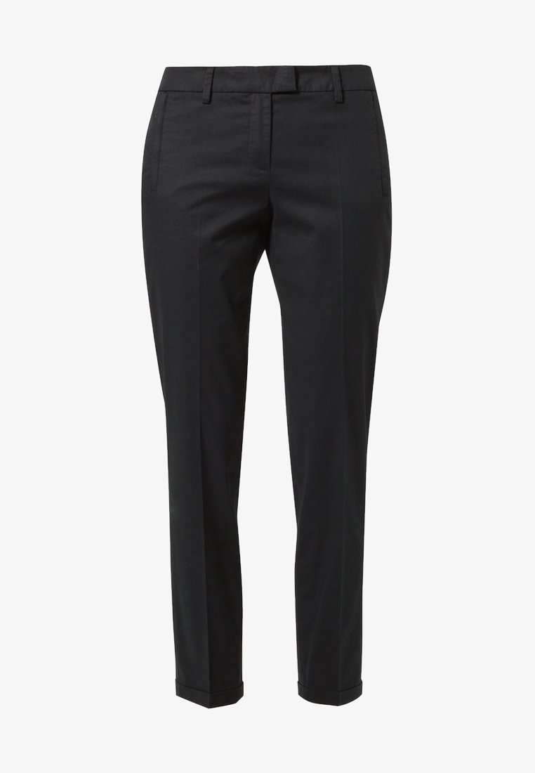 Pantalon noir ajusté coupe slim avec passants de ceinture, poches fendues à l'avant et bas retroussés.
