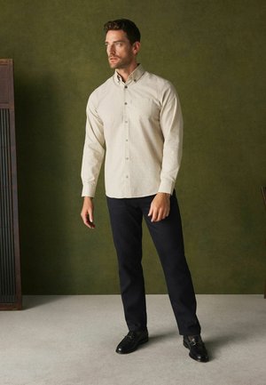 Next, REGULAR FIT - REGULAR FIT EASY IRON BUTTON DOWN LONG SLEEVE OXFORD SHIRT - Shirt - white