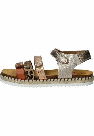 Sandale femme à bout ouvert avec quatre brides réglables en métallisé, imprimé léopard, pêche et marron, avec une semelle espadrille cousue.