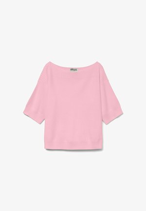 Top de punto rosa claro con escote ancho tipo barco y mangas hasta el codo, puños y bajo acanalados, con etiqueta "AWARE" en el interior del cuello.