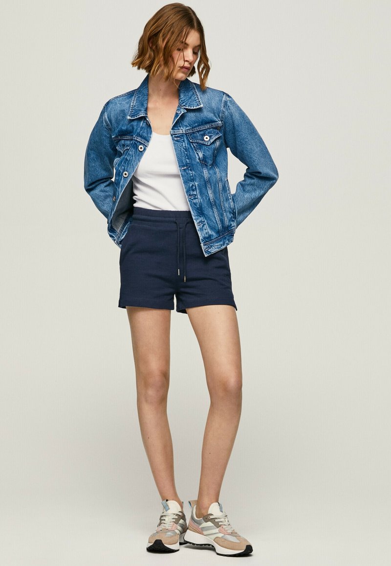 Pepe Jeans Shorts donkerblauw
