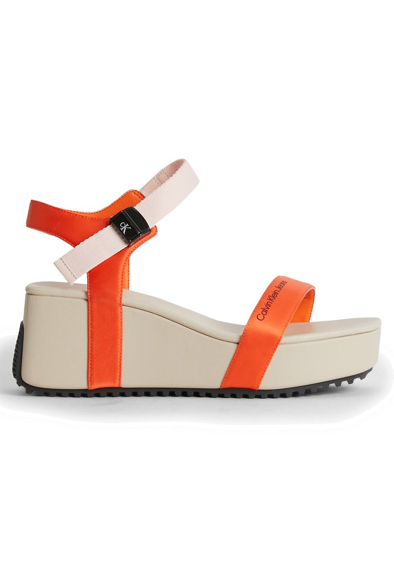 Calvin Klein Jeans WEDGE BLOCK SANDAL SATIN/HW Wedge sandals