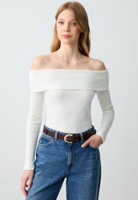 Unausgewählt, white