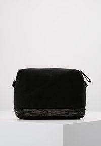 Vanessa Bruno CABAS TROUSSE2 - Toilettas - noir