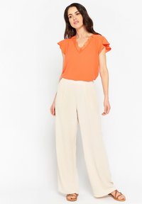 LolaLiza CRINKLED  - Trousers - beige