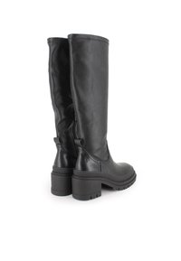 Botas negras de cuero hasta la rodilla con punta redondeada, tacón cuadrado, cremallera lateral y un sutil detalle de costura en la parte superior. Suela con textura antideslizante.