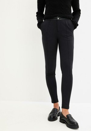 FESTEM DETAILS - Chino - black