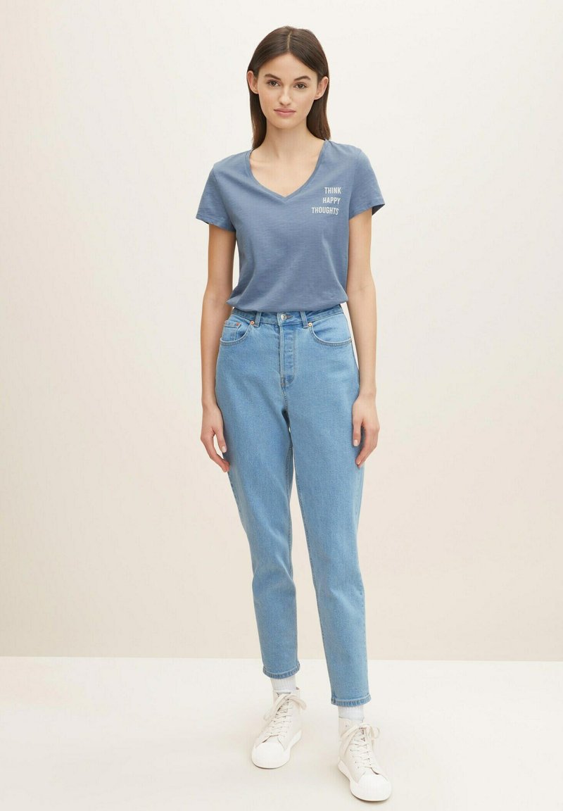 Damen T-Shirts | TOM TAILOR DENIM MIT TEXTPRINT T-Shirt print soft mid blue/blau - LN69429 Damen T-Shirts | TOM TAILOR DENIM MIT TEXTPRINT T-Shirt print soft mid blue/blau - LN69429