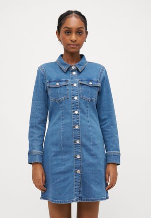 ONLBELIEVE DRESS - Denim dress - medium blue denim