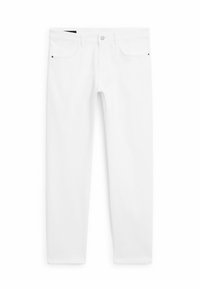 Pantalon en denim blanc à coupe droite, avec fermeture à boutons, design à cinq poches et accents minimalistes en métal noir.