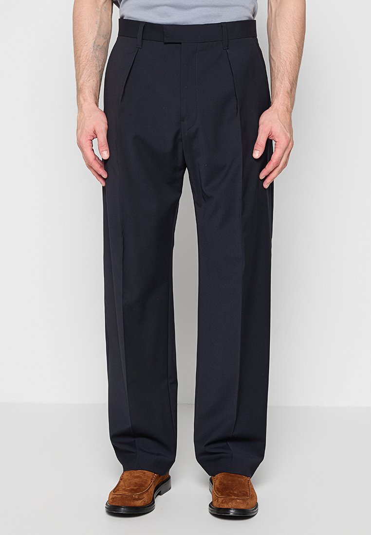 sandro Broek blauw