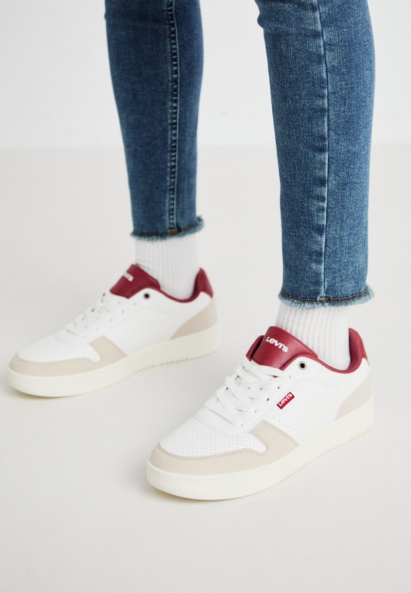 Levi's® DRIVE - Tenisice - regular white
