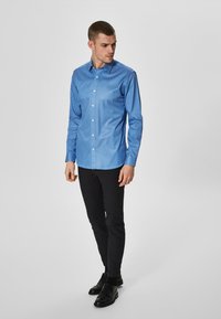 Selected Homme Kostymskjorta - skyway