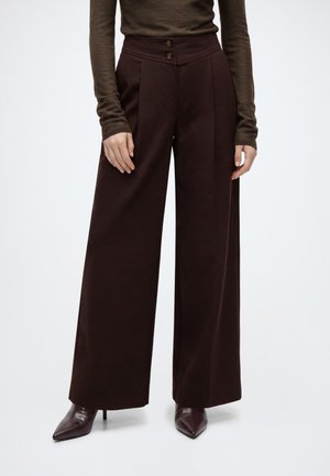 Topshop, TSARA PINTUCK WIDE LEG TROUSERS - Панталони - eggplant
