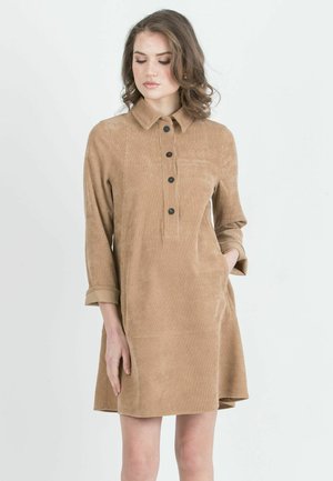 MATERNITY - Skjortklänning - beige