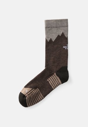 MOUNTAIN HIKING CREW UNISEX - Sportzoknik - smokey brown/mushroom grey