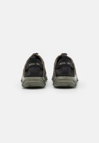 ECCO MX M PL - Sapatilhas - green