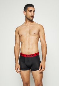 Nike Underwear ESSENTIAL TRUNK 3 PACK - Boxer alsónadrág - swooshfetti/anthracite/black