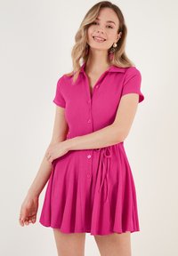 LELA - REGULAR FIT - Blusenkleid - fuchsia Thumbnail-Bild 1