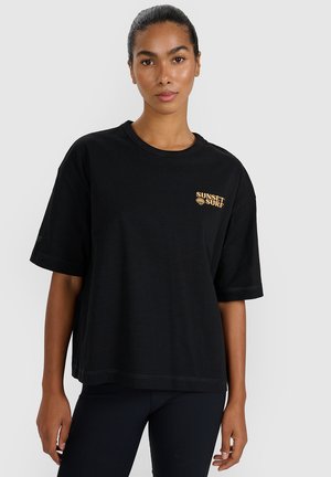 4F, - T-shirt z nadrukiem