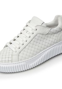 Voile Blanche LIPARI - Sneakers basse - white