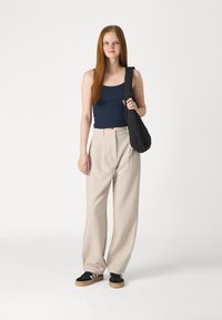 Hollister Co. BARE CAMI - Tops - navy