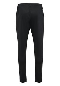 Sorte træningsbukser med elastisk talje, tapered ben design, glat tekstur og uden synlige lommer eller mønstre.