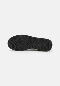 Champion Chaussures de basket - red/white/new black