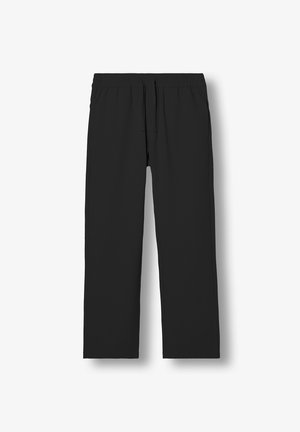 Μαύρο παντελόνι με ίσια γραμμή, ελαστική μέση και κορδόνι, απλωμένο επίπεδα σε λευκό φόντο.