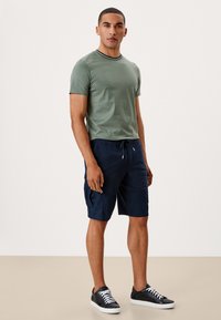 s.Oliver REGULAR MIT TASCHEN - Shorts - blue nights