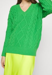 MAX&Co. Trui - green