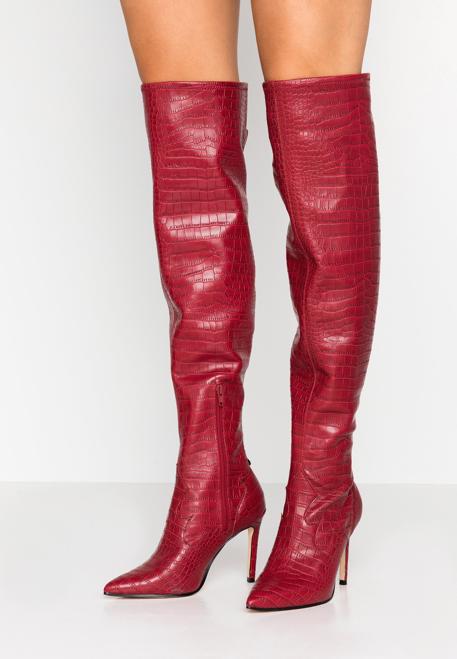 red guess boots