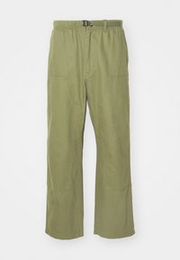 CRAWFORD PANT - Pantalones - dollar green