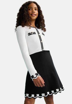 Lipsy, BOW TIPPED KNIT DRESS - Jumper dress - white black