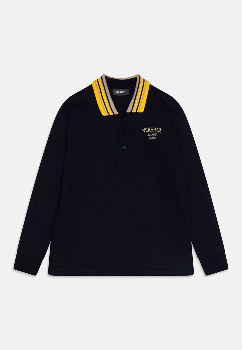 Marinblå långärmad pikétröja med en gul och beige randig krage, med en två-knapps placket och broderad logotyp på bröstet.