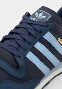 adidas Originals GALAXY OG UNISEX - Tenisice - night indigo/clear sky/off white