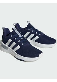 adidas Sportswear RACER TR23 - Matalavartiset tennarit - dark blue   cloud white   halo silver