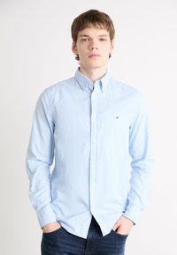 Tommy Hilfiger - MICRO GINGHAM SHIRT - Shirt - vessel blue/optic white Thumbnail Image 1