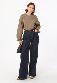 Modanisa BENIN - Camicetta - light brown