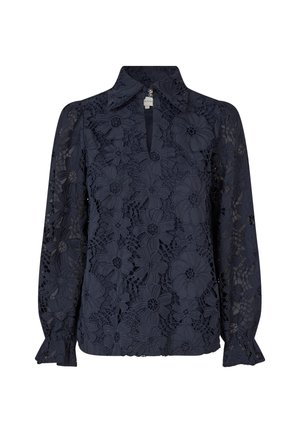 Marineblauwe blouse met lange mouwen, voorzien van bloemige kant, een gekraagde halslijn, een sleutelgatopening en franje manchetten. Fijne textuur over het geheel.
