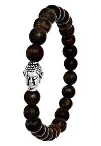 Houten kralenarmband met donkerbruine kralen en een centraal zilveren Boeddha-hoofd charme met verfijnde details.