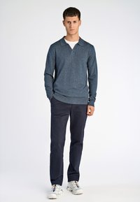 Lindbergh V-NECK POLO - Långärmad tröja - dk blue blend
