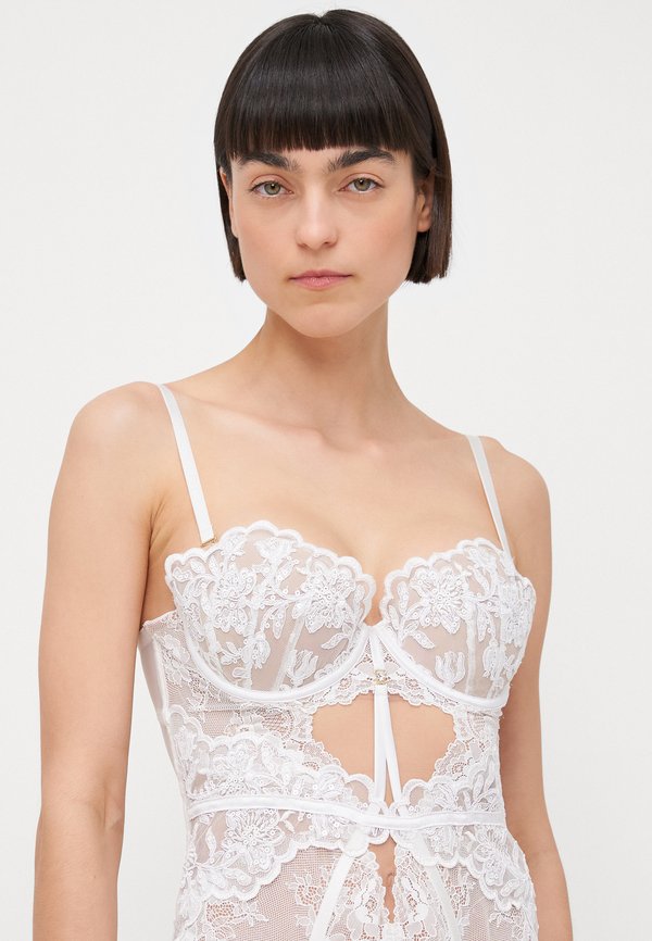THE ICON BASQUE - Multiway / Strapless bra3