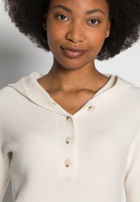 OPUS PUYUMI - Camisola - soft cream
