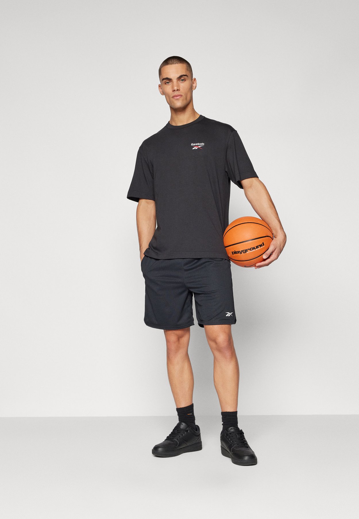 SHAQ LOGO TEE