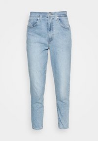 Ljusblå denimjeans med hög midja, raka ben, frampocketar och en klassisk femficksdesign med subtila blekningar.